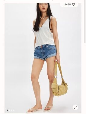 One teaspoon bandits shorts in blue estate